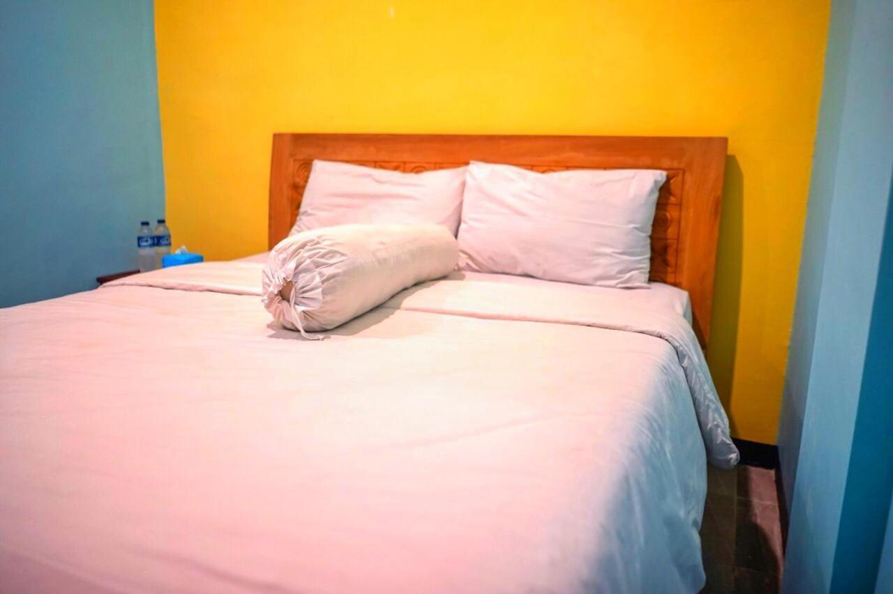 Roomz Budget Residence Семаранг Екстер'єр фото