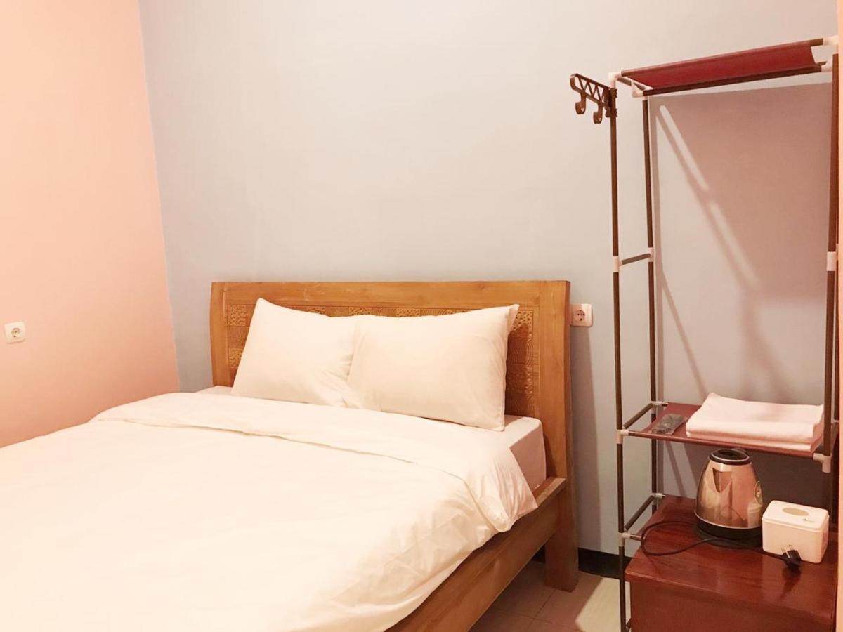 Roomz Budget Residence Семаранг Екстер'єр фото