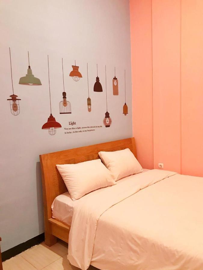 Roomz Budget Residence Семаранг Екстер'єр фото